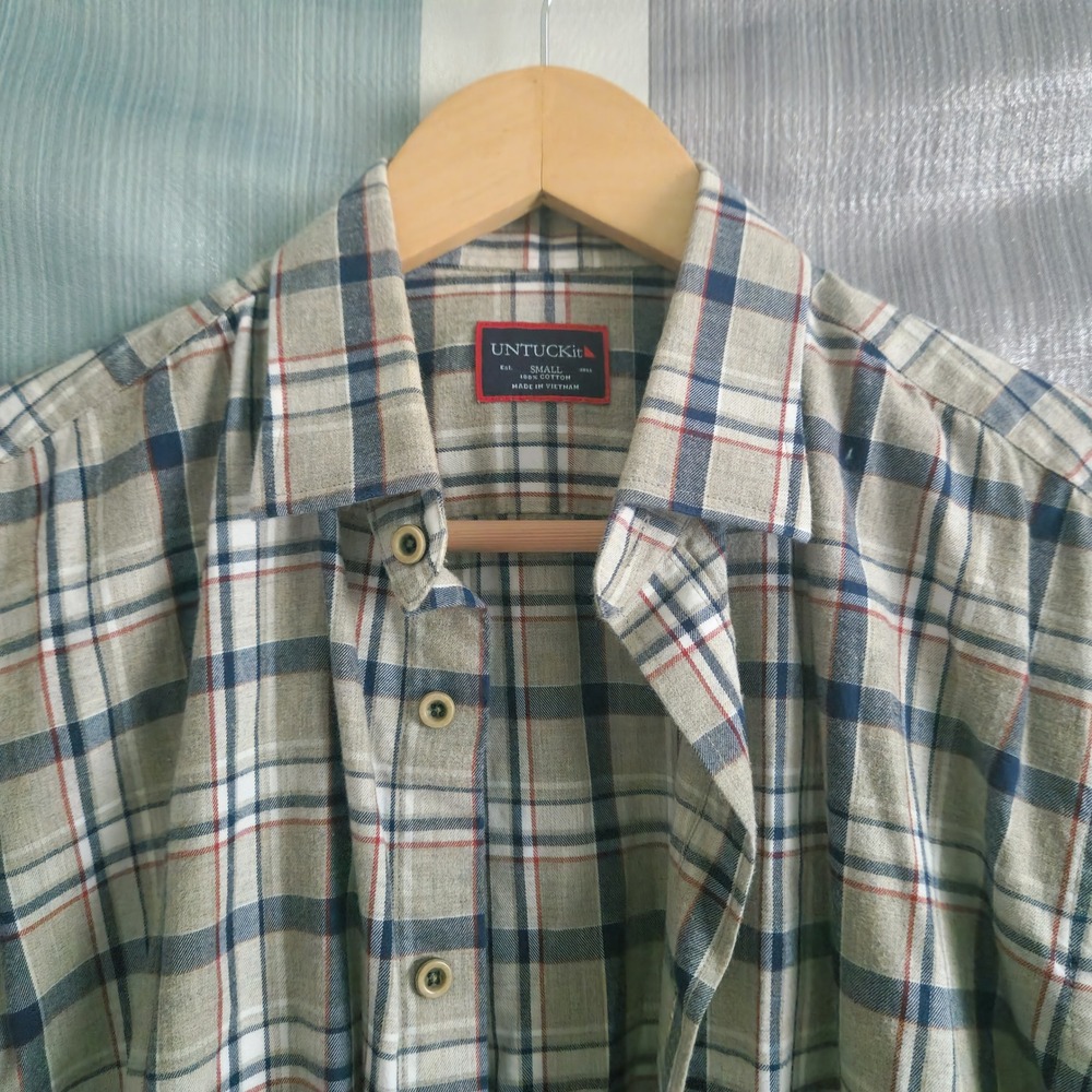 UNTUCKit Mens Small Tan Navy Blue Red Plaid Cotton Flannel Button Down Shirt S